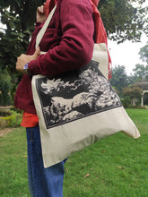 Load image into Gallery viewer, Daak x Blaft - Kollivay Pey Tote